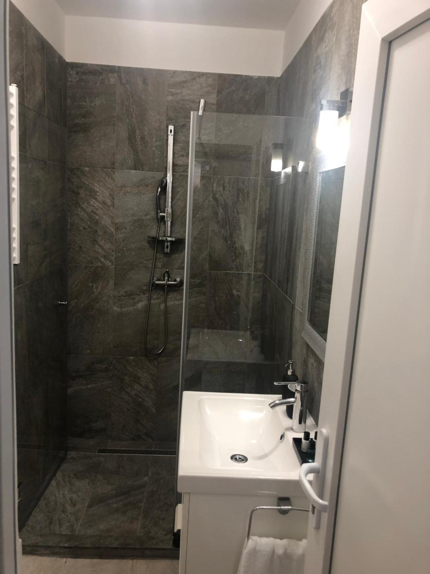 Dohany Apartment Deluxe Budapest Ngoại thất bức ảnh