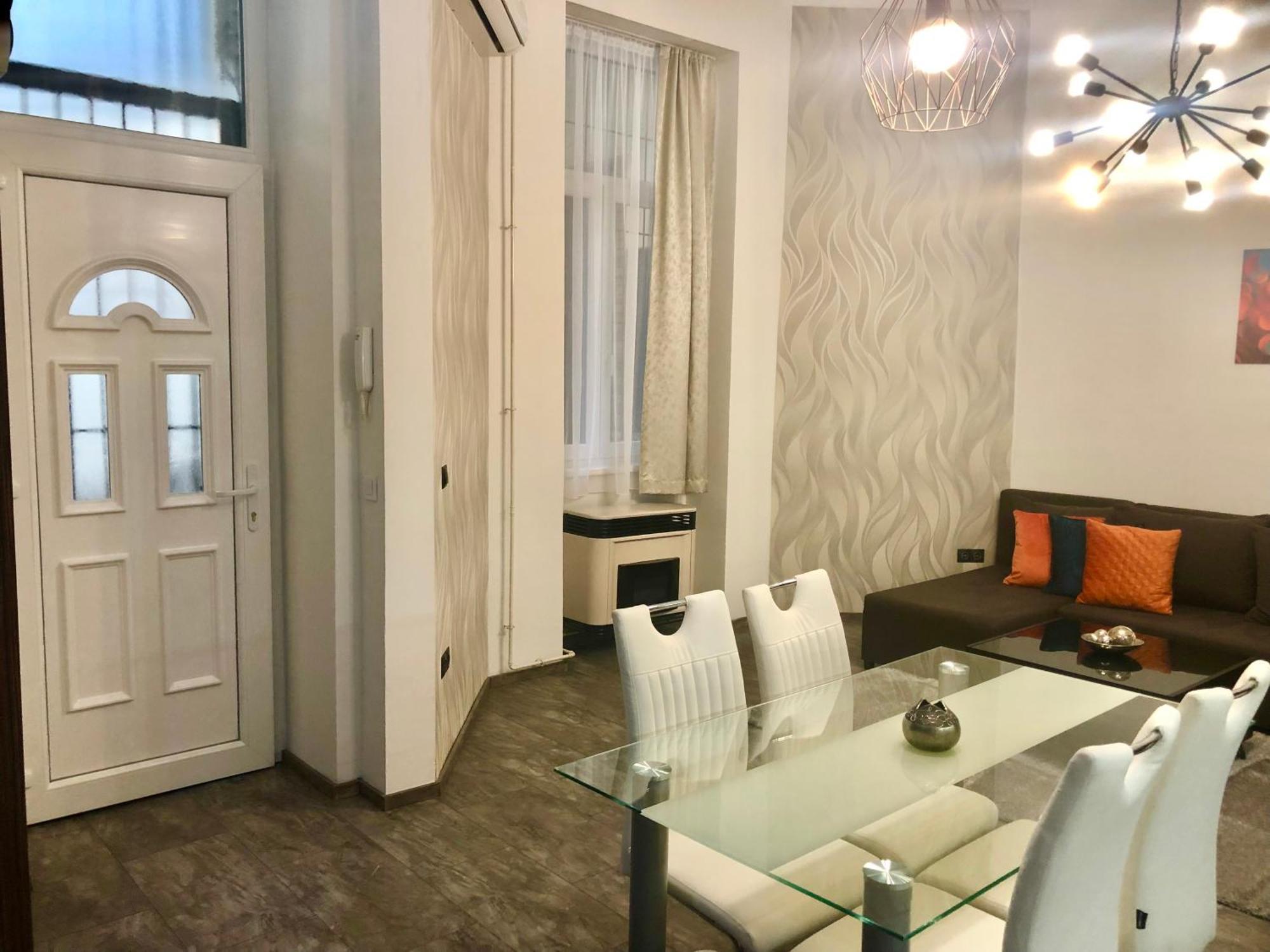 Dohany Apartment Deluxe Budapest Ngoại thất bức ảnh
